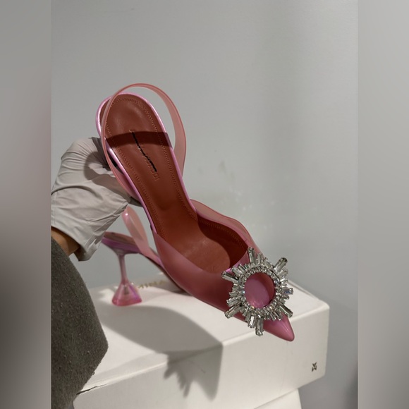 $1105 AMINA MUADDI
Begum sling crystal embellished pink pvc pumps size 36 - Picture 11 of 15